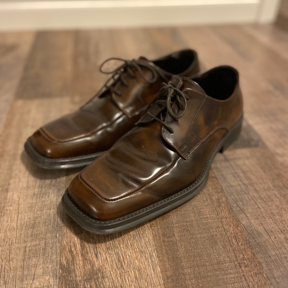 Kenneth Cole Reaction Other - Kenneth Cole square toe Dress Shoe - size 10.